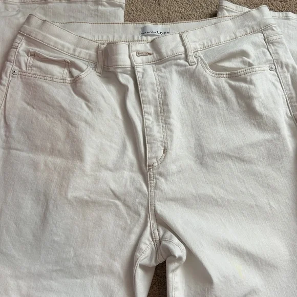 Women's White Jeans - Picture 2 of 4